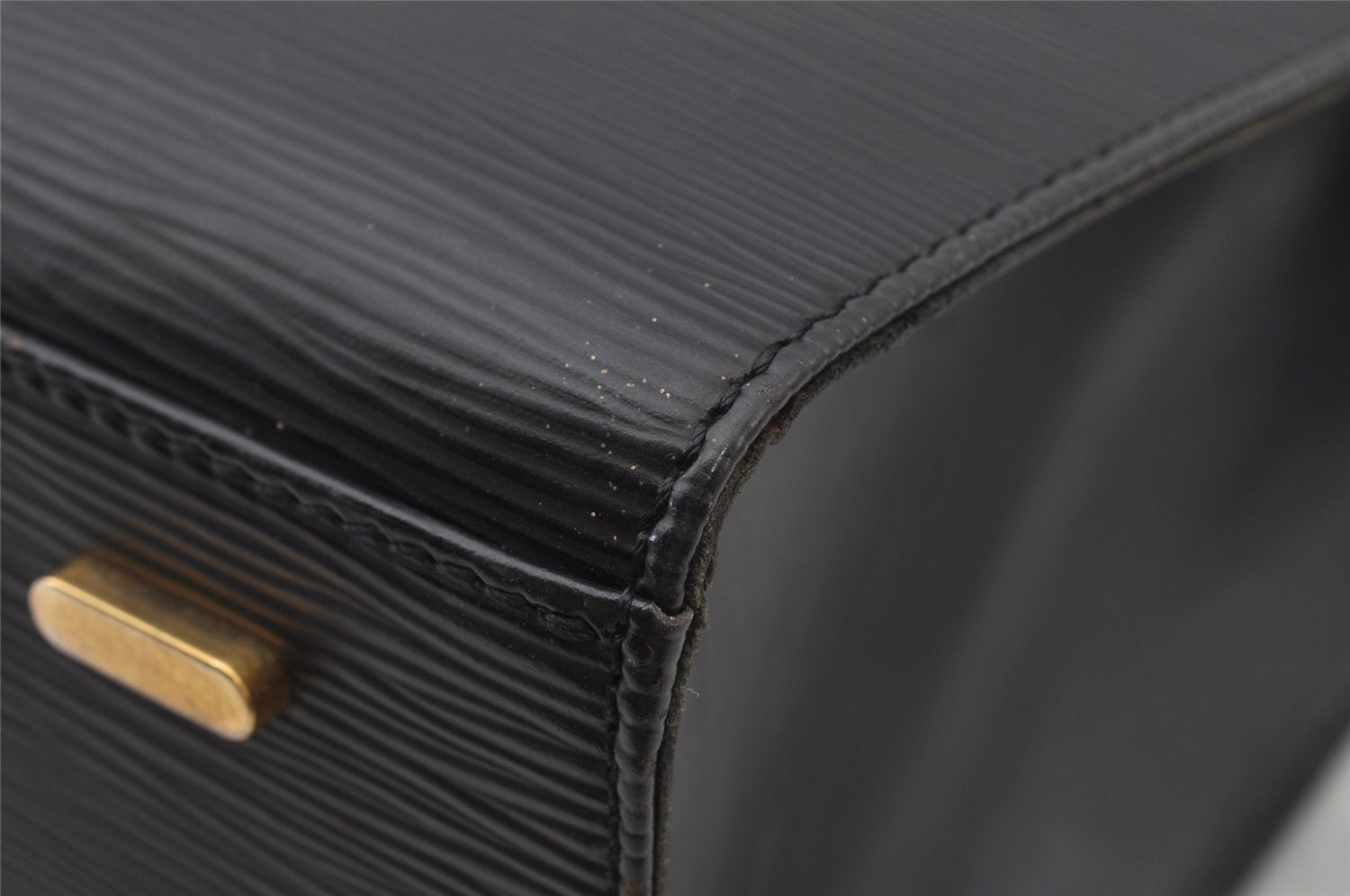 Authentic Louis Vuitton Epi Figari MM Shoulder Hand Bag Black M52002 LV 2553J