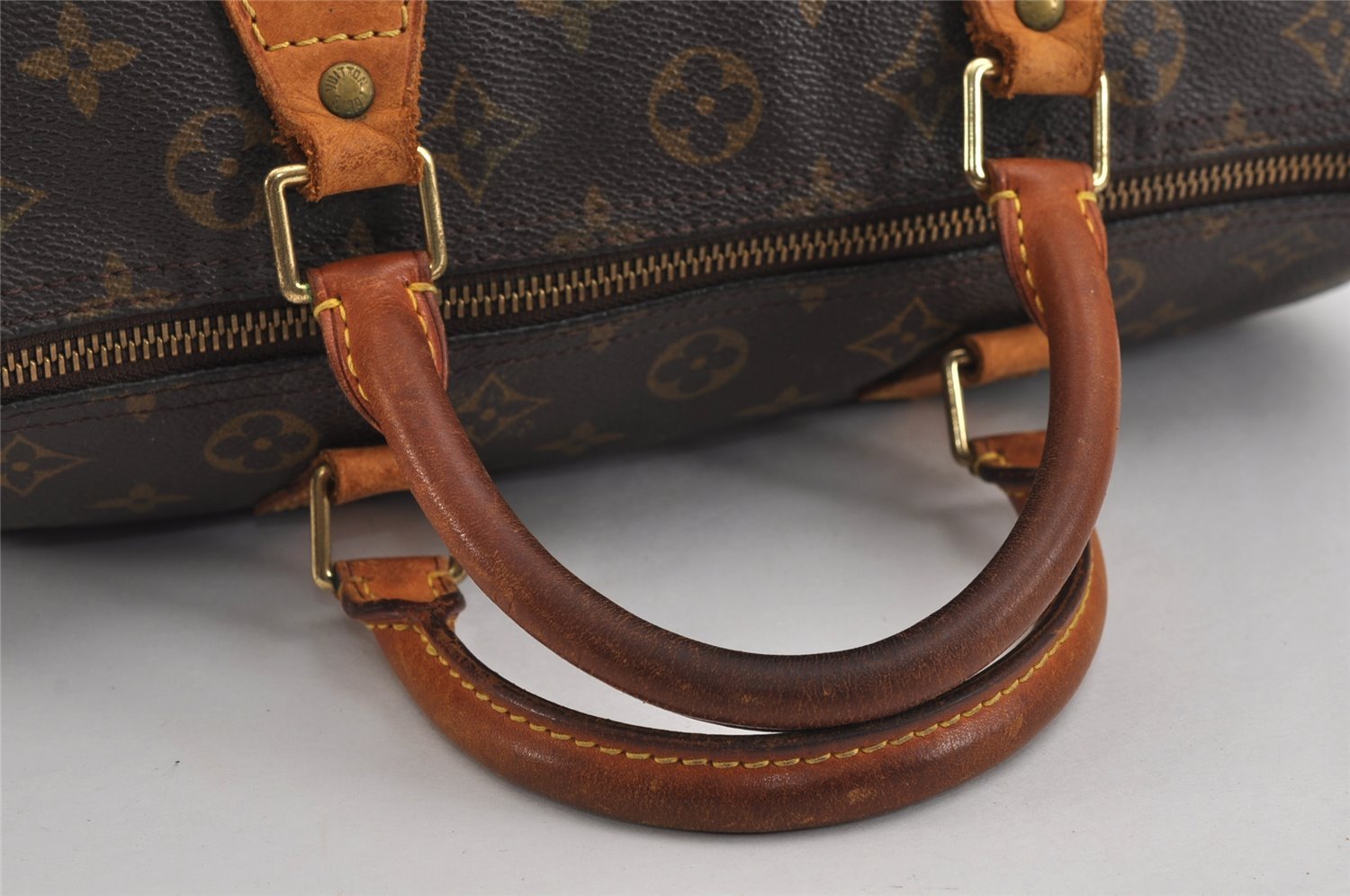 Authentic Louis Vuitton Monogram Speedy 30 Hand Boston Bag M41526 LV 2558J