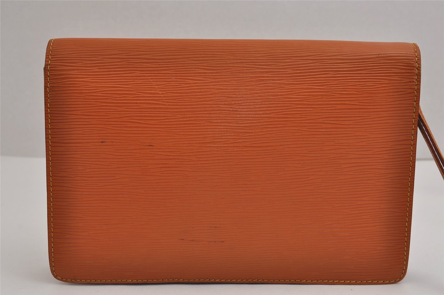 Authentic Louis Vuitton Epi Sellier Dragonne Clutch Bag Brown M52618 LV 2562J