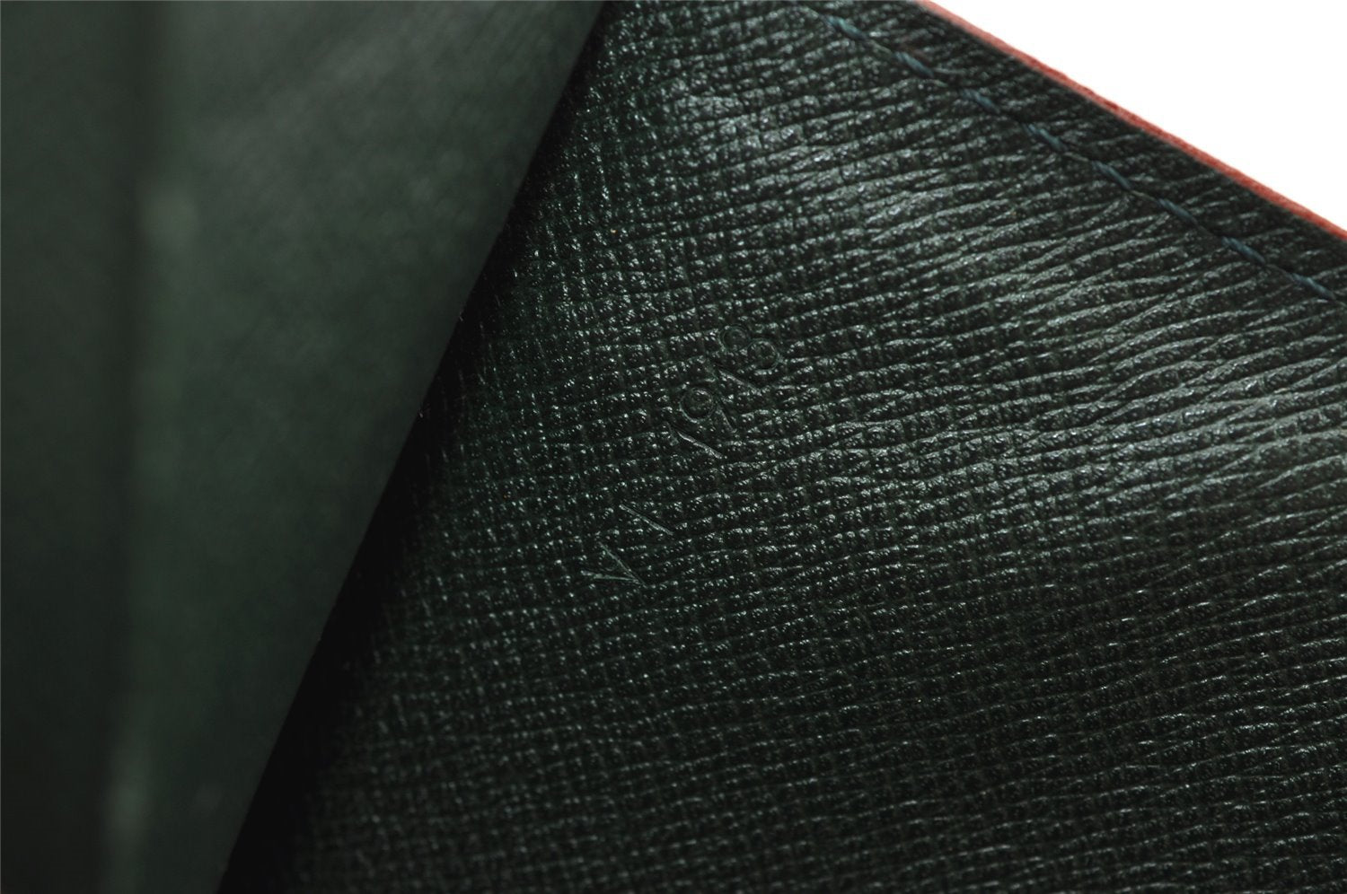 Authentic Louis Vuitton Epi Sellier Dragonne Clutch Bag Brown M52618 LV 2562J