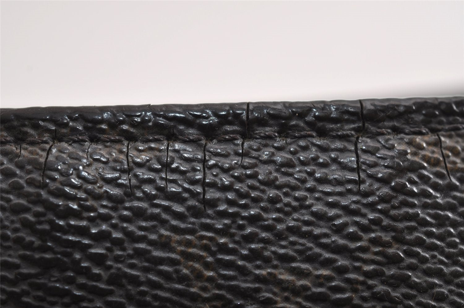 Authentic Louis Vuitton Monogram Looping GM Shoulder Bag M51145 LV 2566J