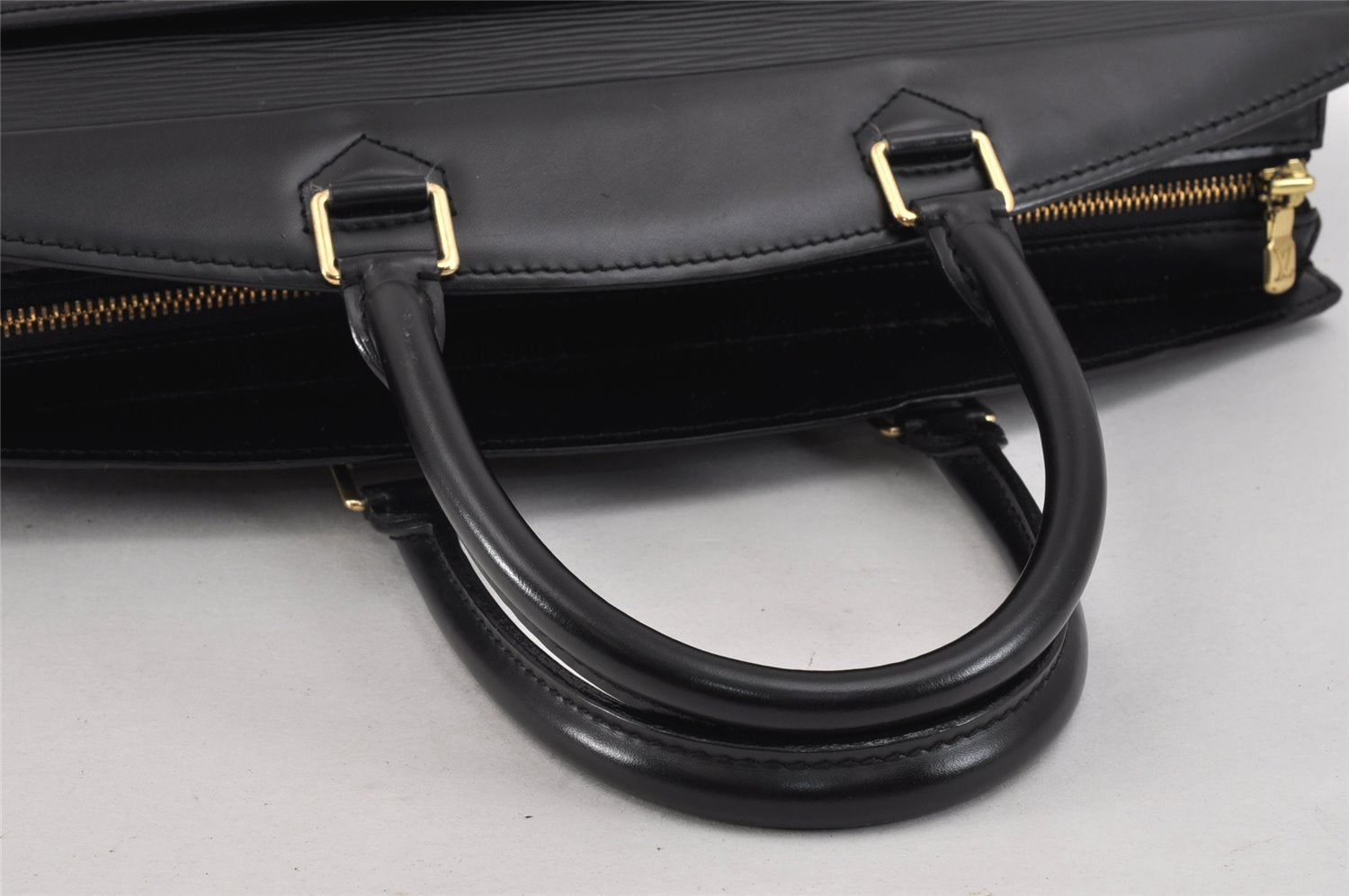 Authentic Louis Vuitton Epi Riviera Hand Bag Black M48182 LV Junk 2567K