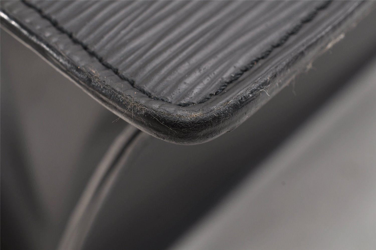 Authentic Louis Vuitton Epi Riviera Hand Bag Black M48182 LV Junk 2567K