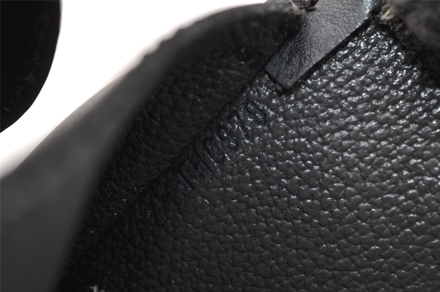 Authentic Louis Vuitton Epi Riviera Hand Bag Black M48182 LV Junk 2567K