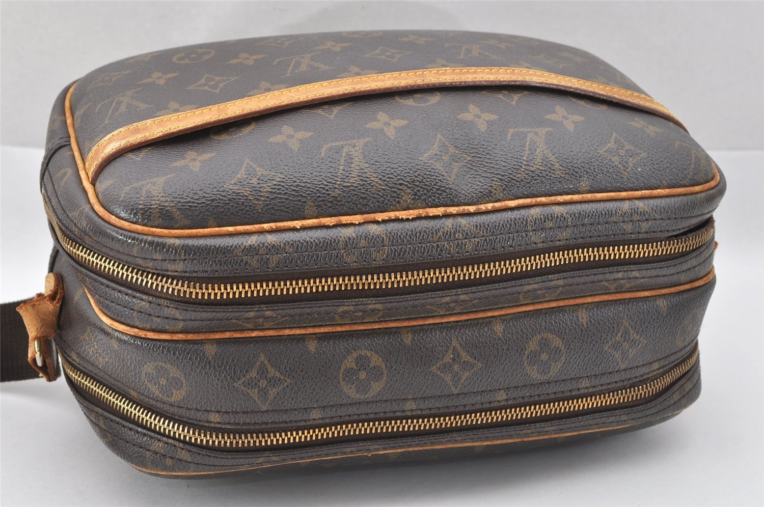 Authentic Louis Vuitton Monogram Reporter PM Shoulder Bag M45254 Junk 2570J