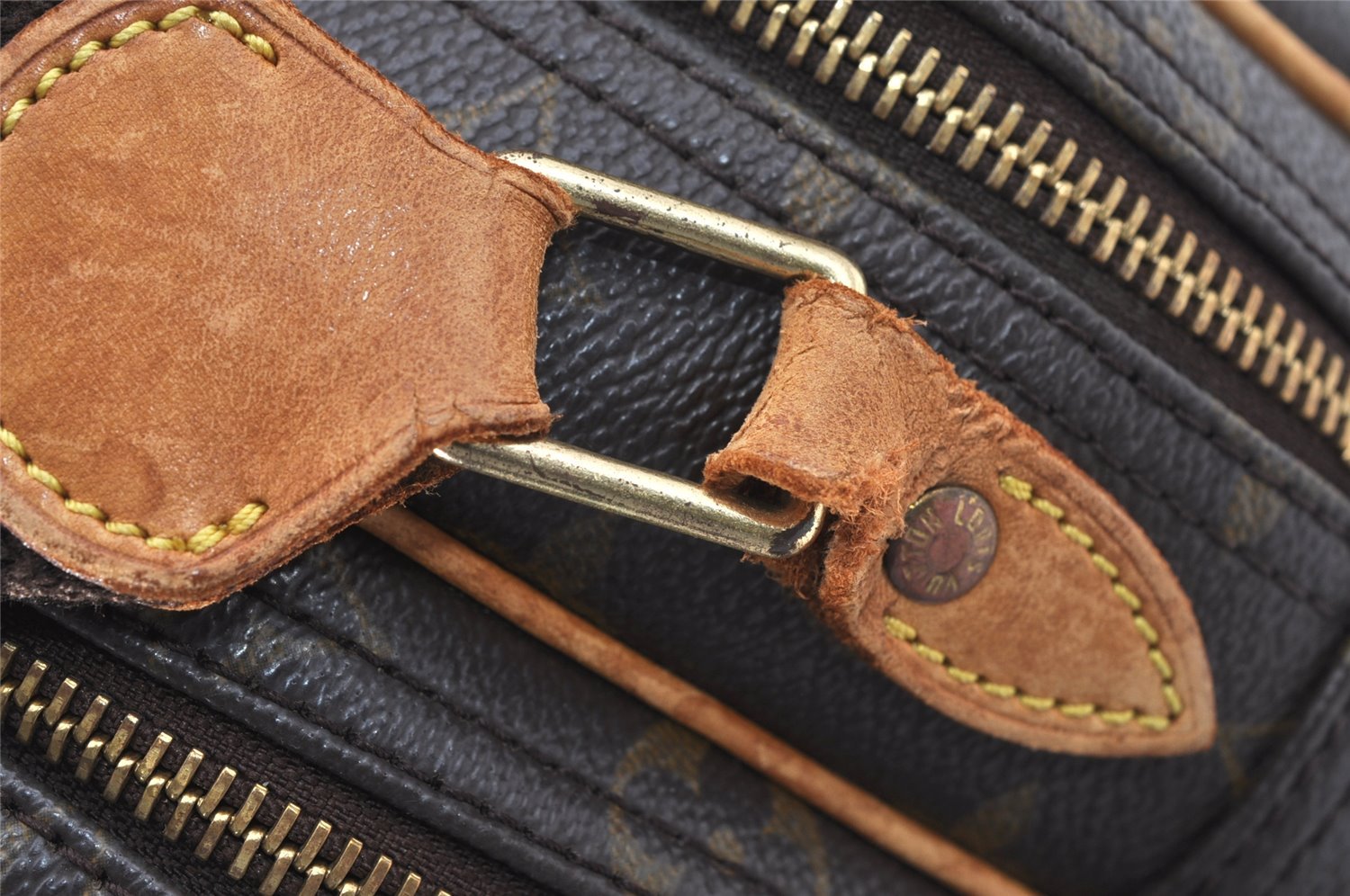 Authentic Louis Vuitton Monogram Reporter PM Shoulder Bag M45254 Junk 2570J