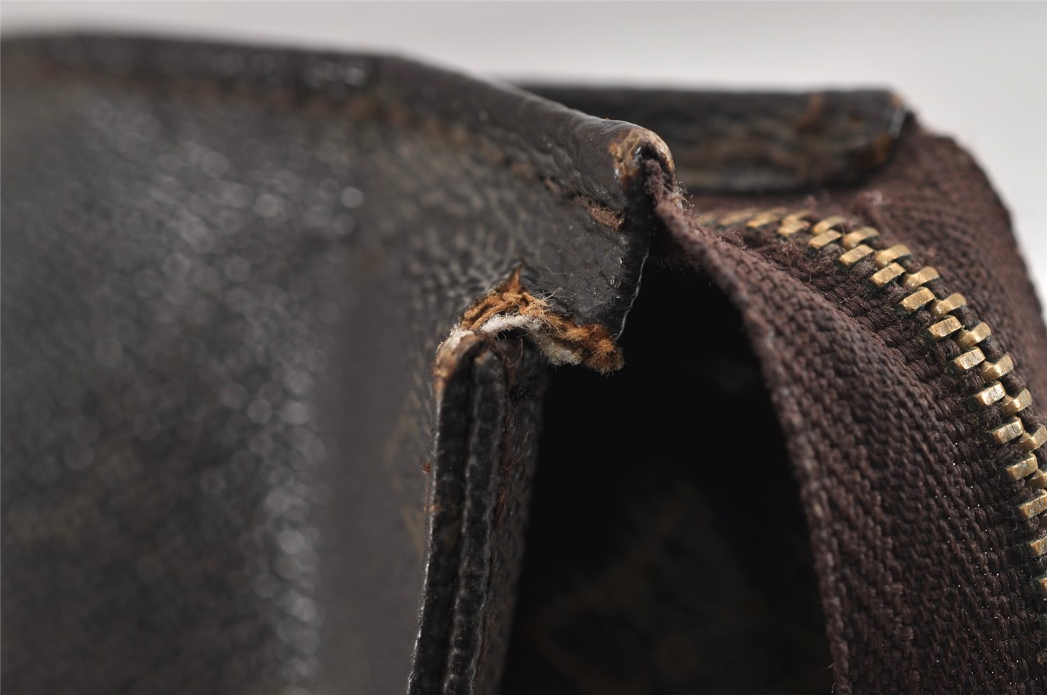 Authentic Louis Vuitton Monogram Poche Toilette 26 M47542 Pouch Junk 2572J