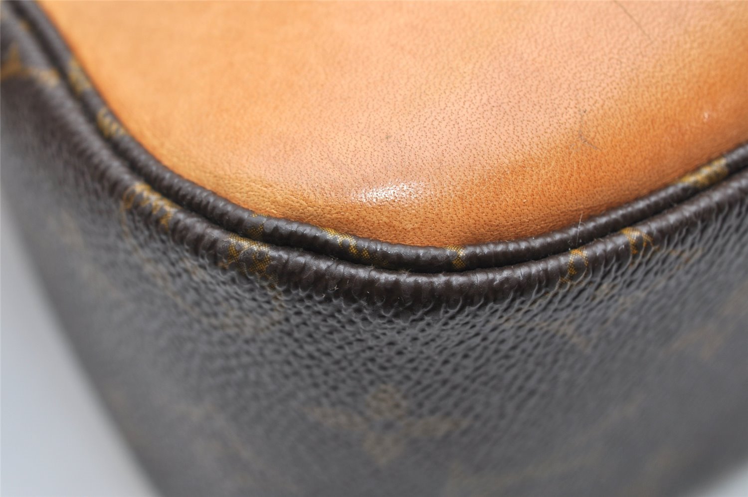 Authentic Louis Vuitton Monogram Boulogne 30 Shoulder Cross Bag M52165 LV 2572K