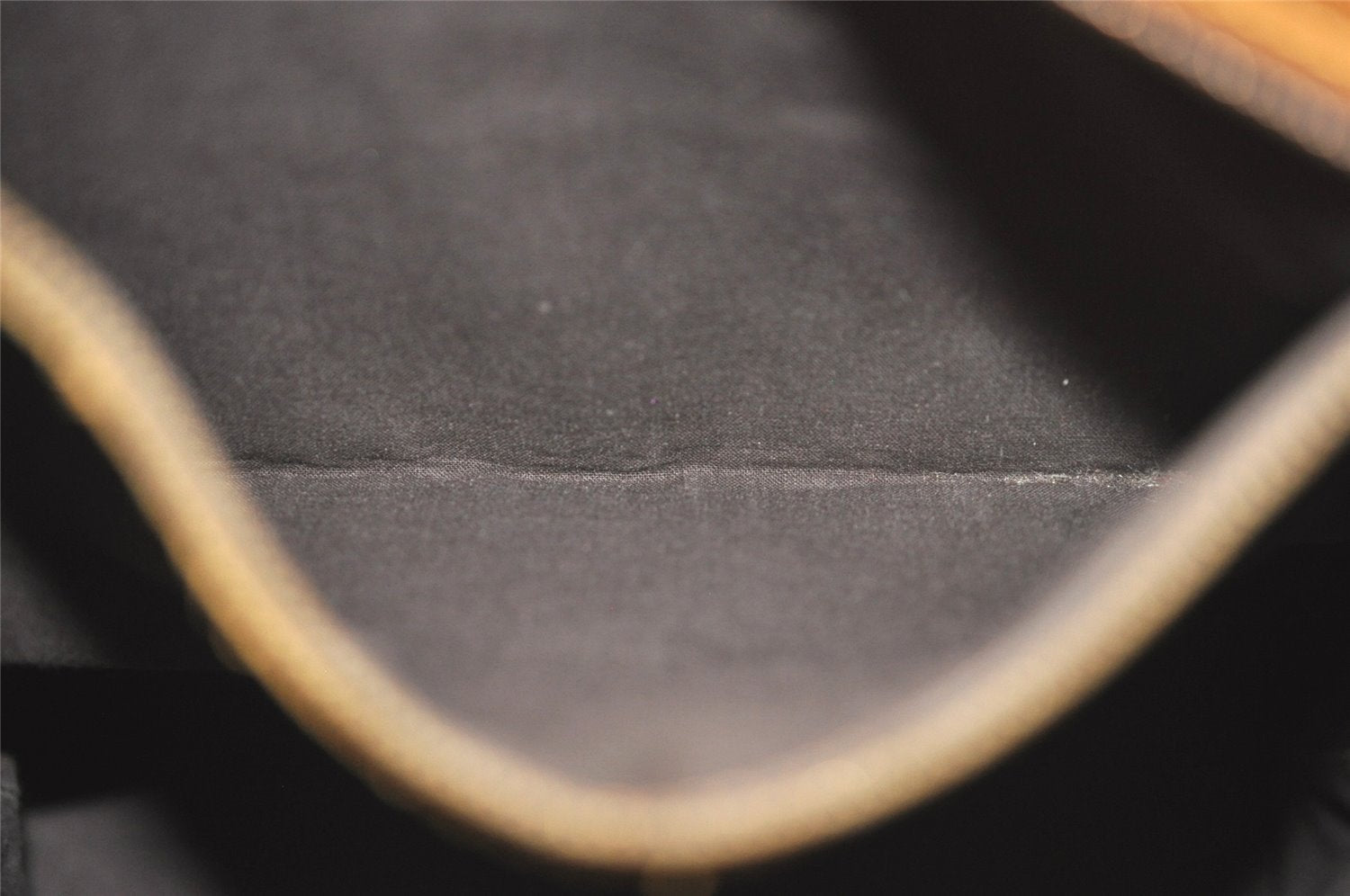 Authentic Louis Vuitton Monogram Bucket GM Shoulder Bag T42236 USA Model 2573I