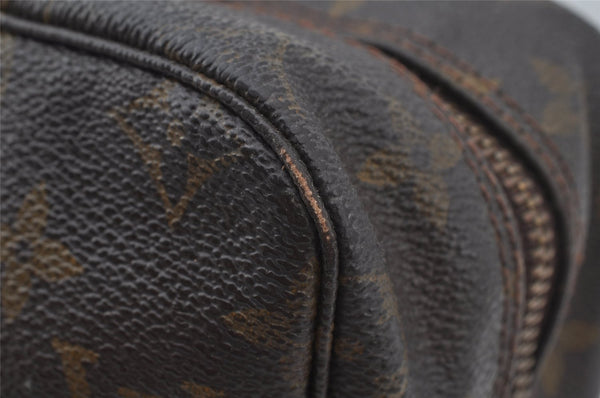 Auth Louis Vuitton Monogram Trousse Toilette 28 Clutch Hand Bag M47522 LV 2573J