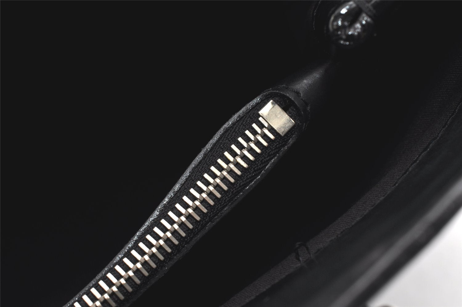 Authentic Louis Vuitton Epi Passy GM Shoulder Hand Bag Black M59252 LV 2576K