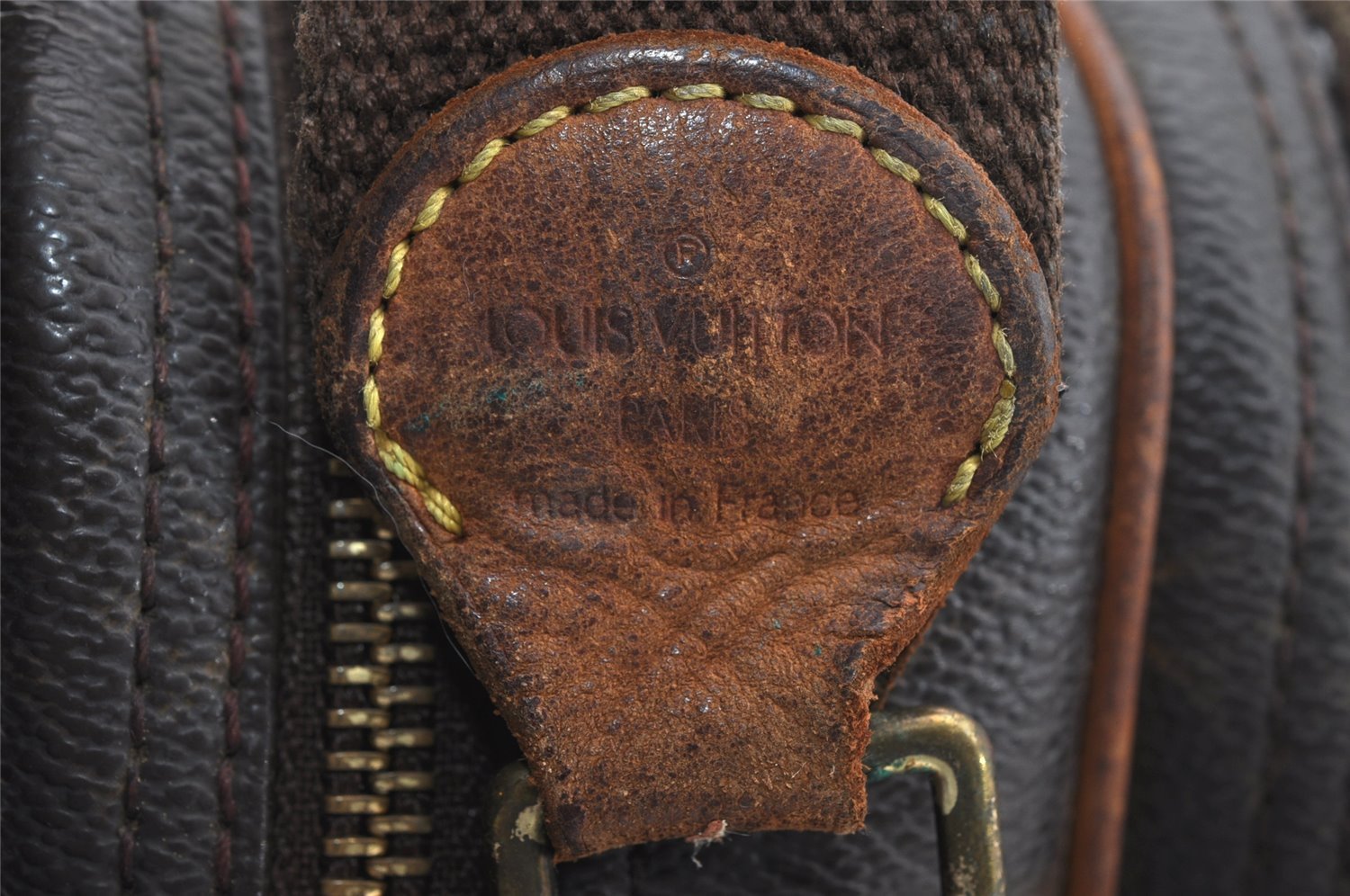 Authentic Louis Vuitton Monogram Reporter PM Shoulder Bag M45254 Junk 2577J