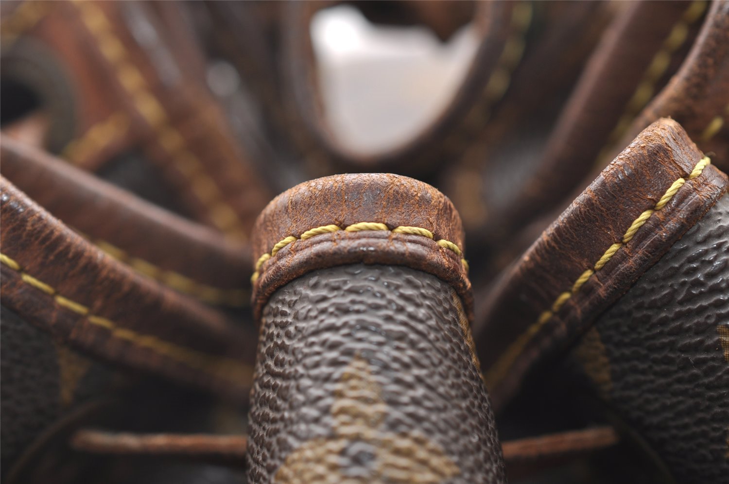 Authentic Louis Vuitton Monogram Noe Shoulder Drawstring Bag M42224 LV 2579I