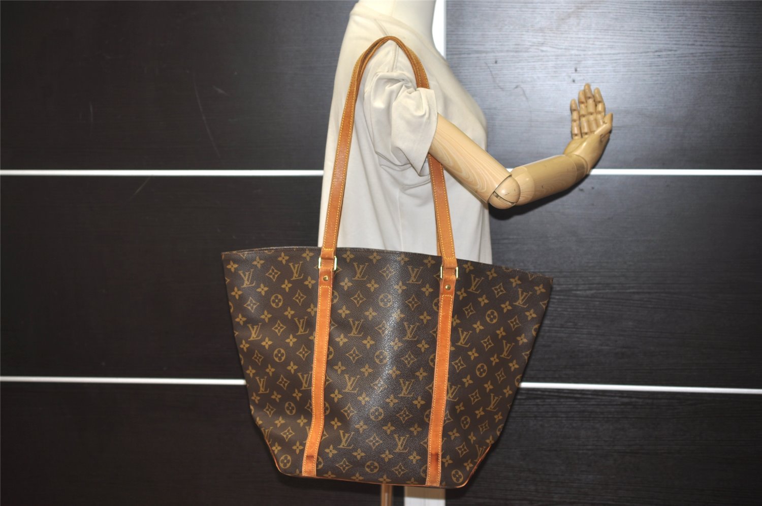 Authentic Louis Vuitton Monogram Sac Shopping PM Tote Bag M51108 LV 2579K