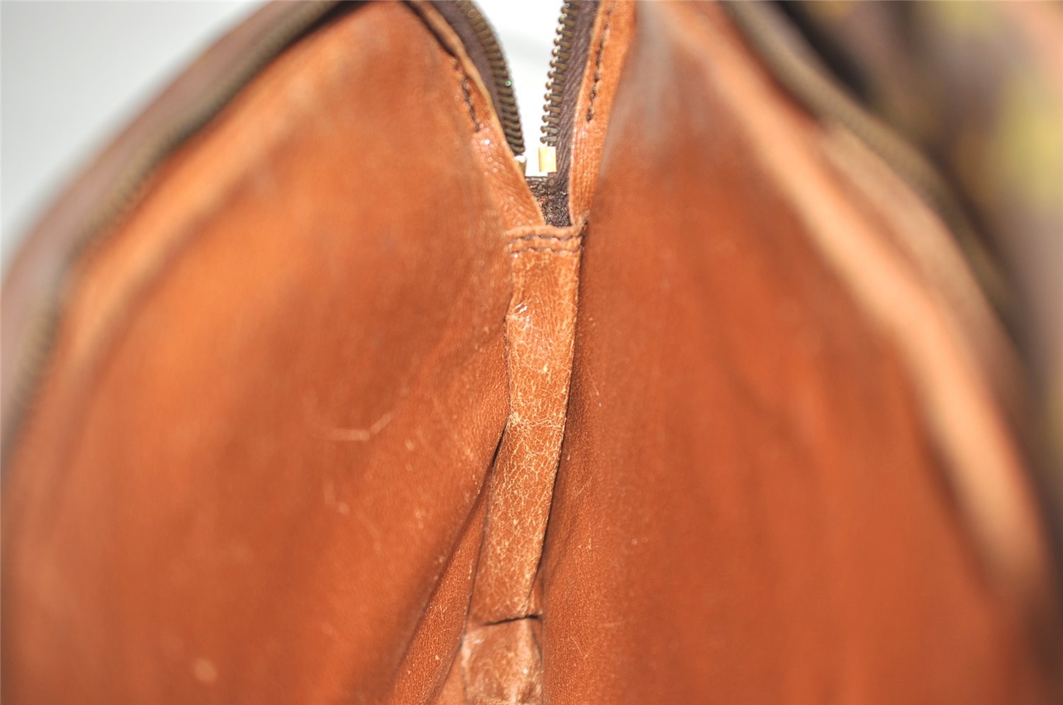 Authentic Louis Vuitton Monogram Nile 34 Shoulder Cross Body Bag Old Model 2581I