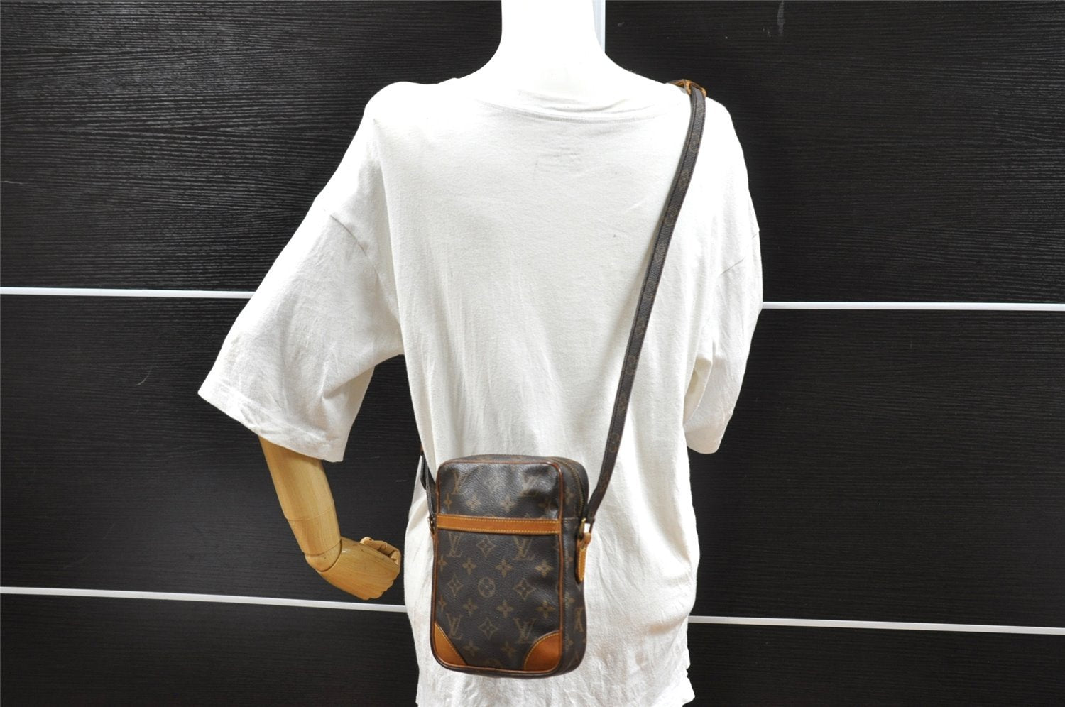 Authentic Louis Vuitton Monogram Danube Shoulder Cross Body Bag M45266 LV 2585I