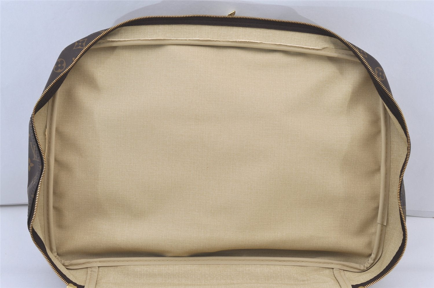 Authentic Louis Vuitton Monogram Alize 24 Heures Boston Hand Bag M41399 LV 2588J