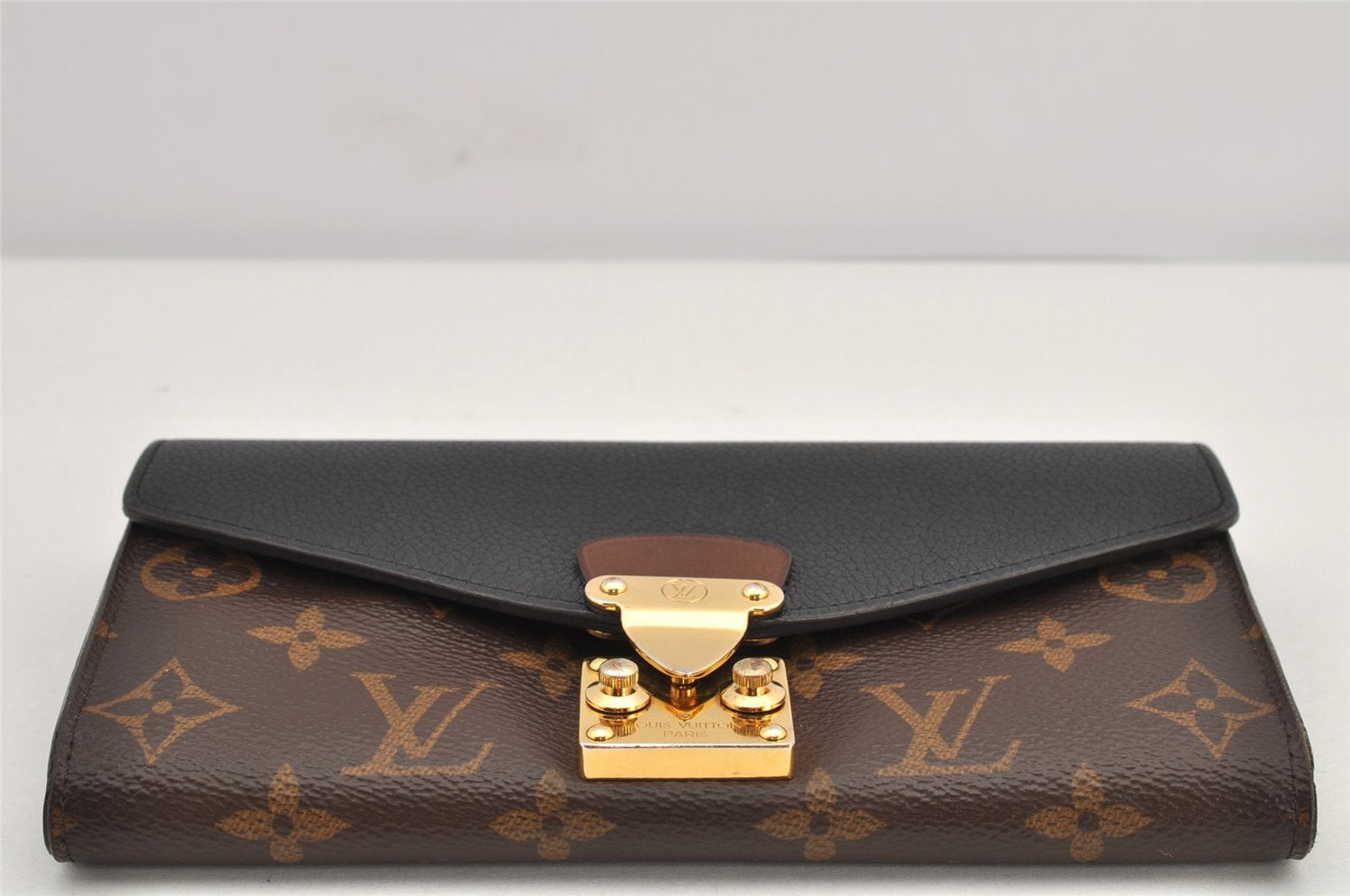 Authentic Louis Vuitton Monogram Portefeuille Pallas Wallet M58415 Black 2588K