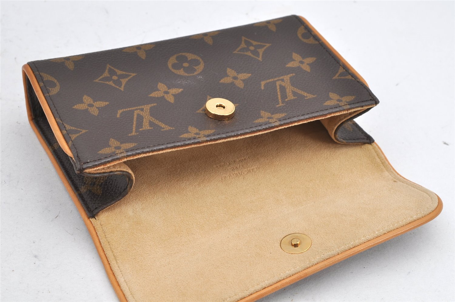 Auth Louis Vuitton Monogram Pochette Florentine Pouch Waist Bag N51856 LV 2589K