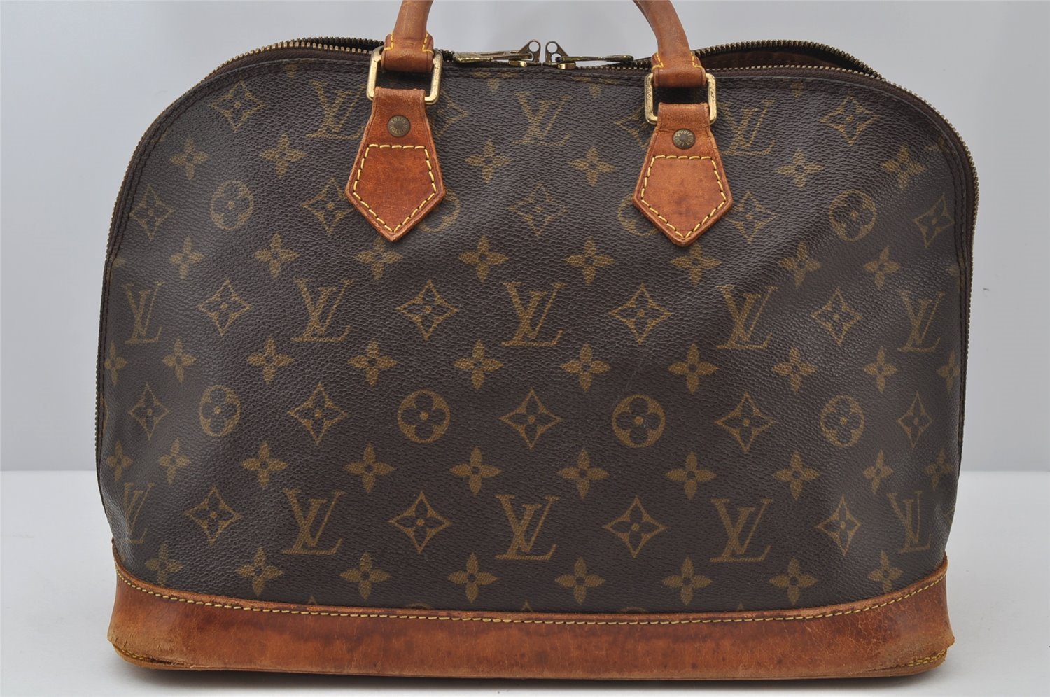 Authentic Louis Vuitton Monogram Alma Hand Bag Purse M51130 LV Junk 2590J