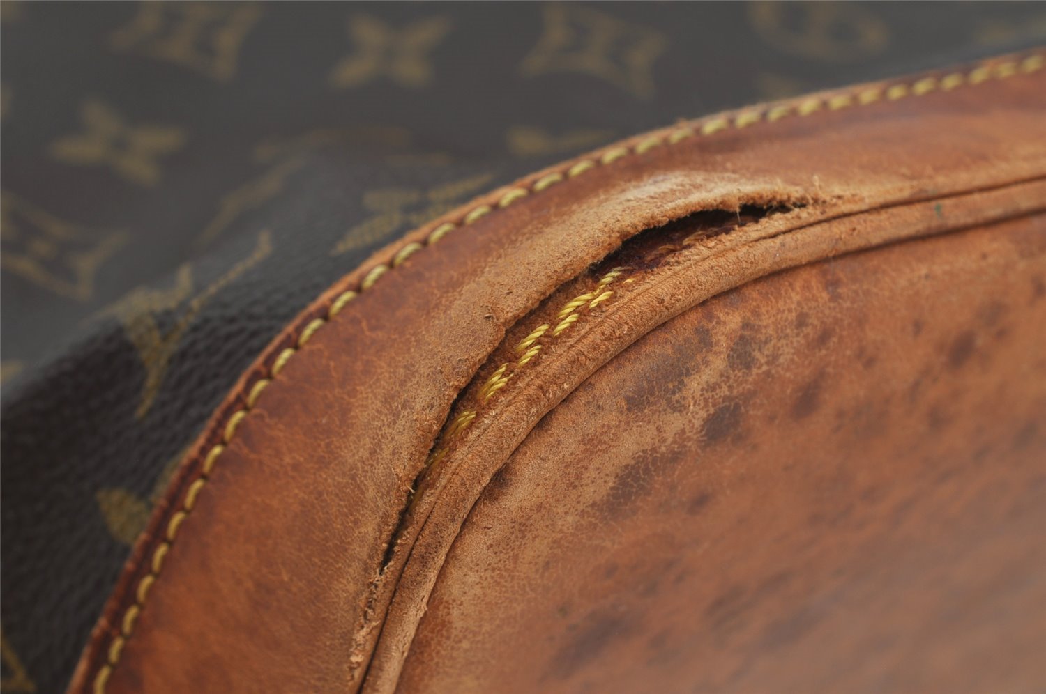 Authentic Louis Vuitton Monogram Alma Hand Bag Purse M51130 LV Junk 2590J