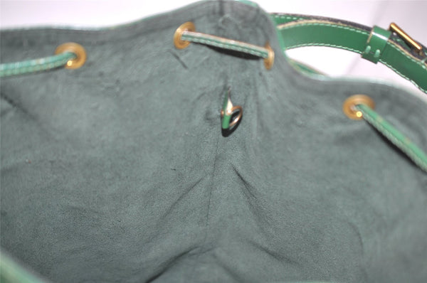 Authentic Louis Vuitton Epi Noe Shoulder Drawstring Bag Green M44004 LV 2591I