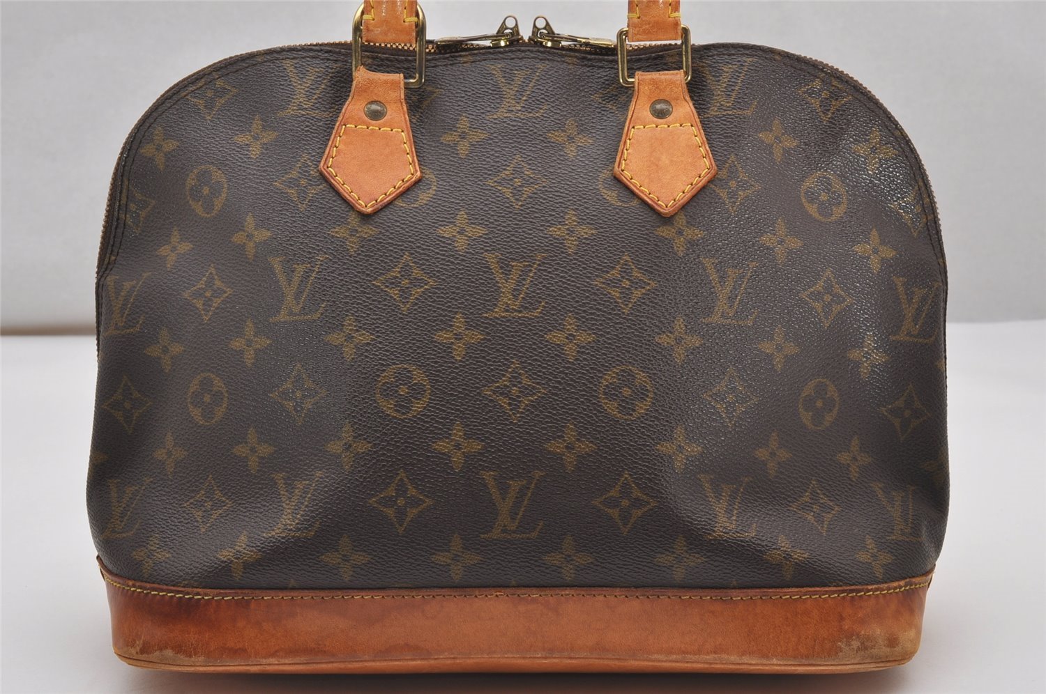 Authentic Louis Vuitton Monogram Alma Hand Bag Purse M51130 LV Junk 2593J