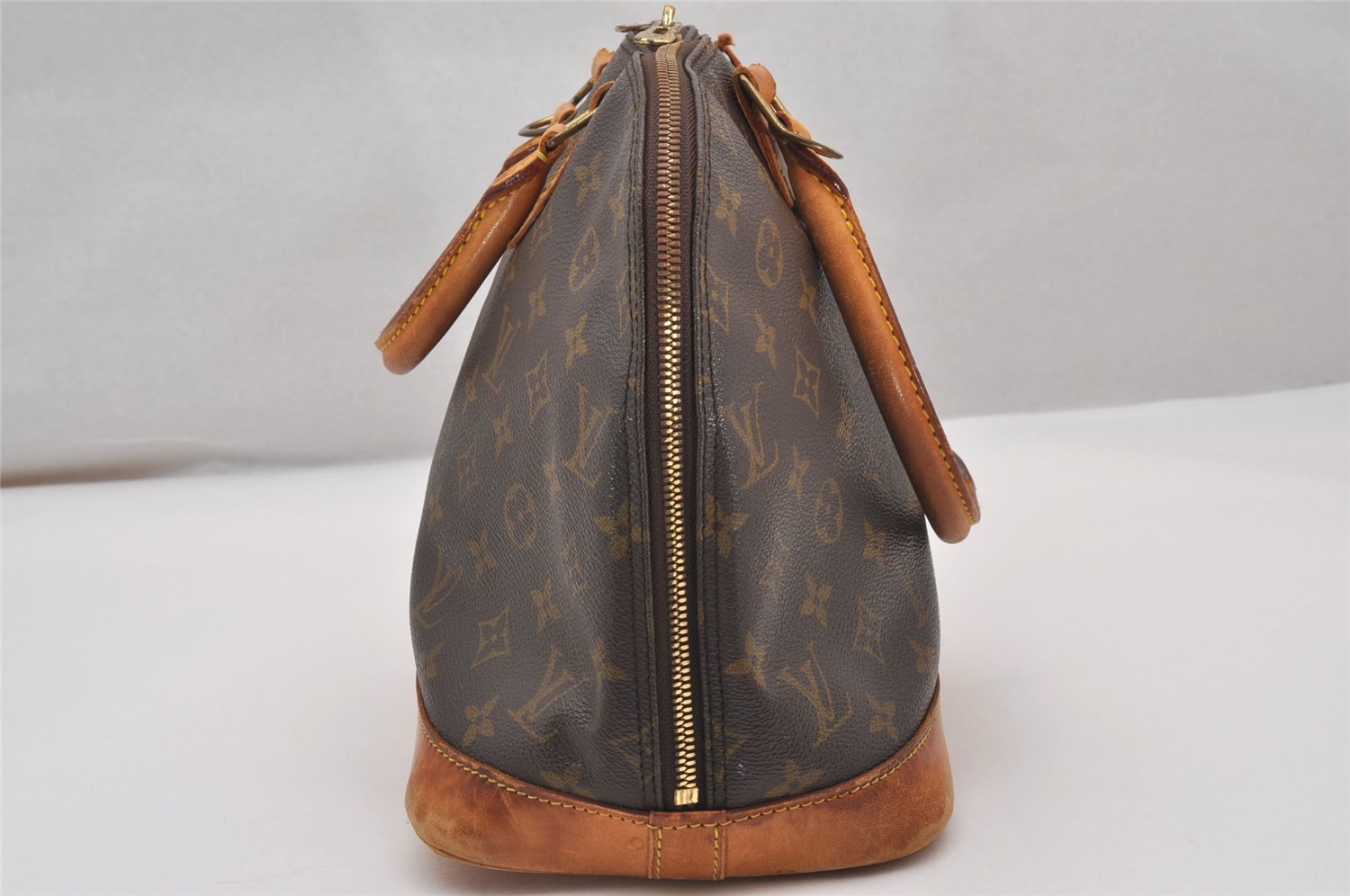 Authentic Louis Vuitton Monogram Alma Hand Bag Purse M51130 LV Junk 2593J