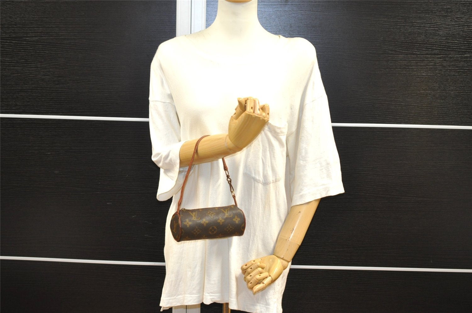 Authentic Louis Vuitton Monogram Papillon Pouch Old Model LV 2597I