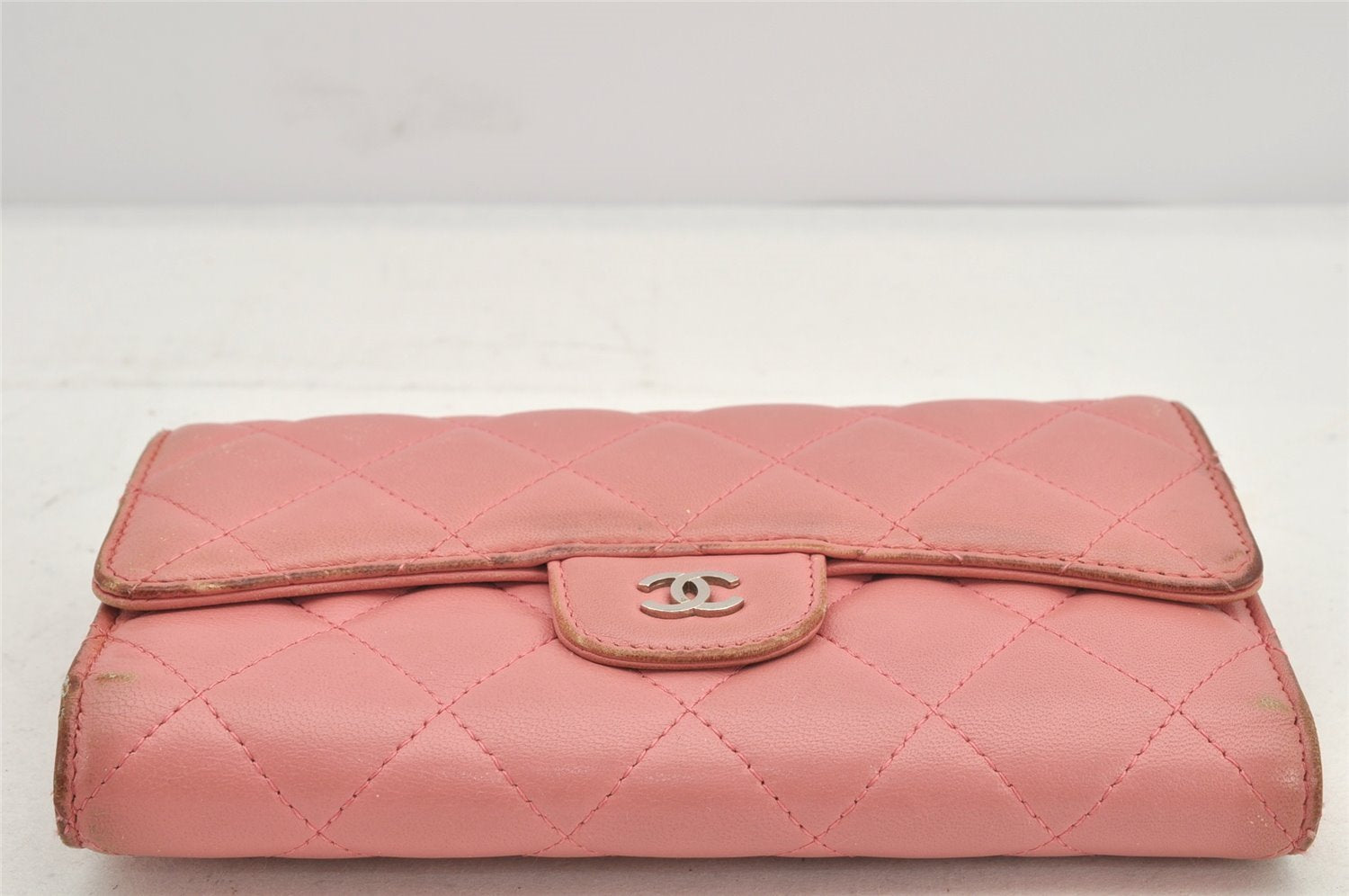 Authentic CHANEL Calf Skin Matelasse Long Wallet Purse CC Logo Pink Box 2599K