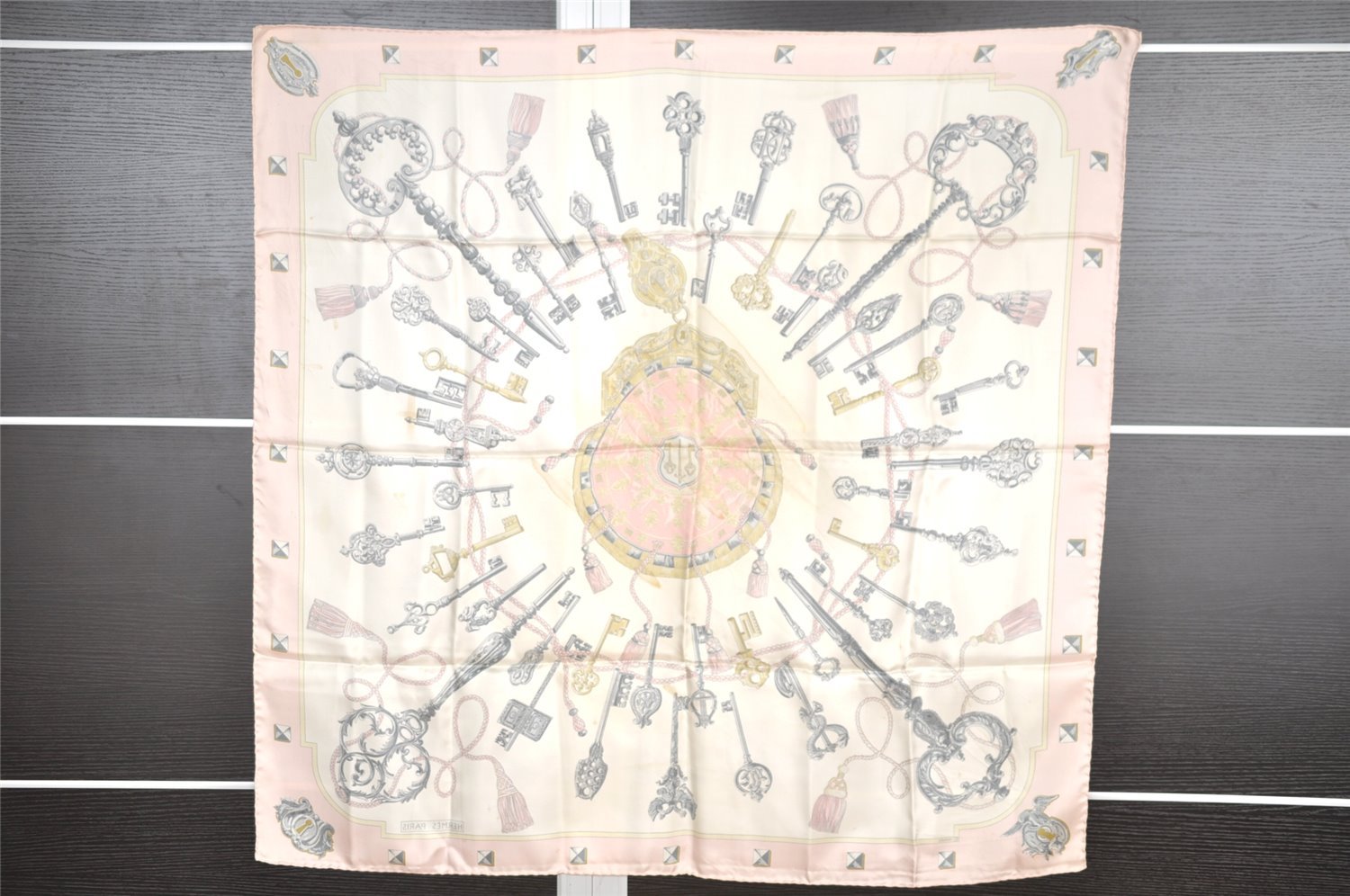 Authentic HERMES Carre 90 Scarf 