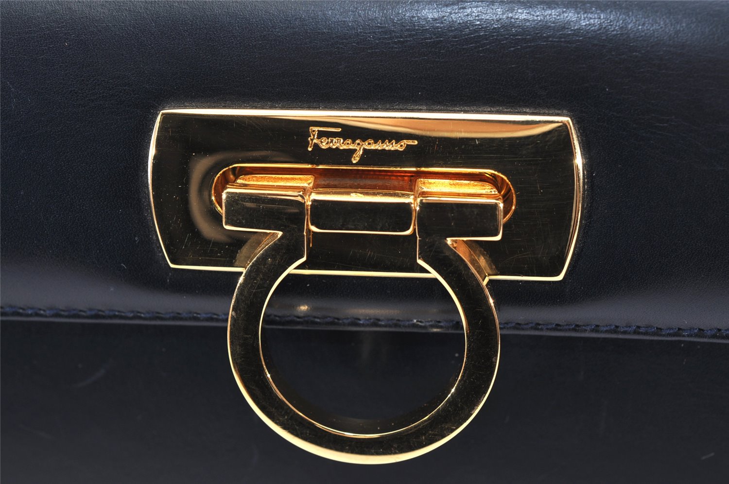 Authentic Salvatore Ferragamo Gancini Leather 2Way Shoulder Hand Bag Navy 2604K