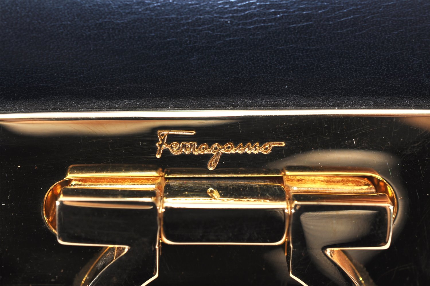 Authentic Salvatore Ferragamo Gancini Leather 2Way Shoulder Hand Bag Navy 2604K