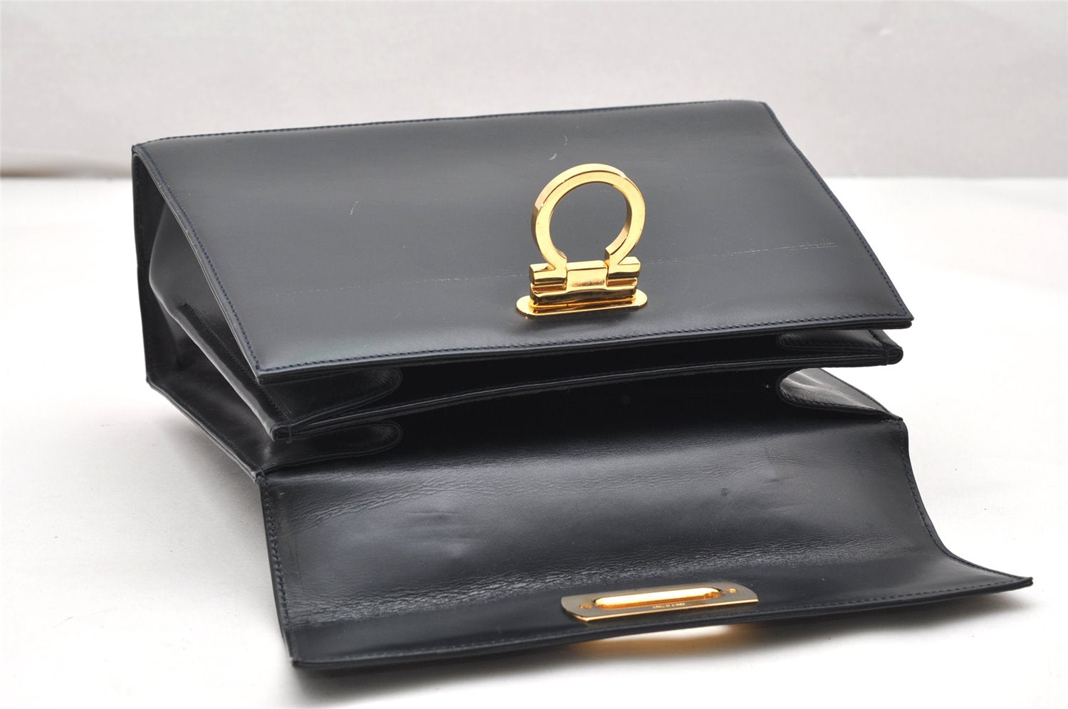 Authentic Salvatore Ferragamo Gancini Leather 2Way Shoulder Hand Bag Navy 2604K