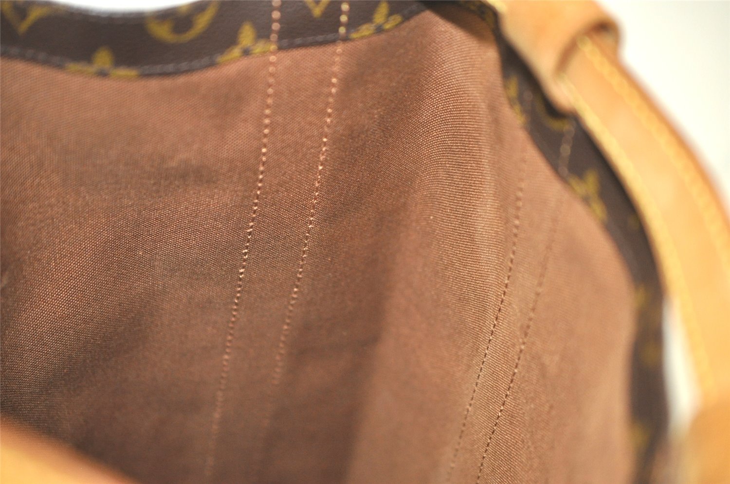 Authentic Louis Vuitton Monogram Randonnee PM Shoulder Bag M42243 LV 2610K