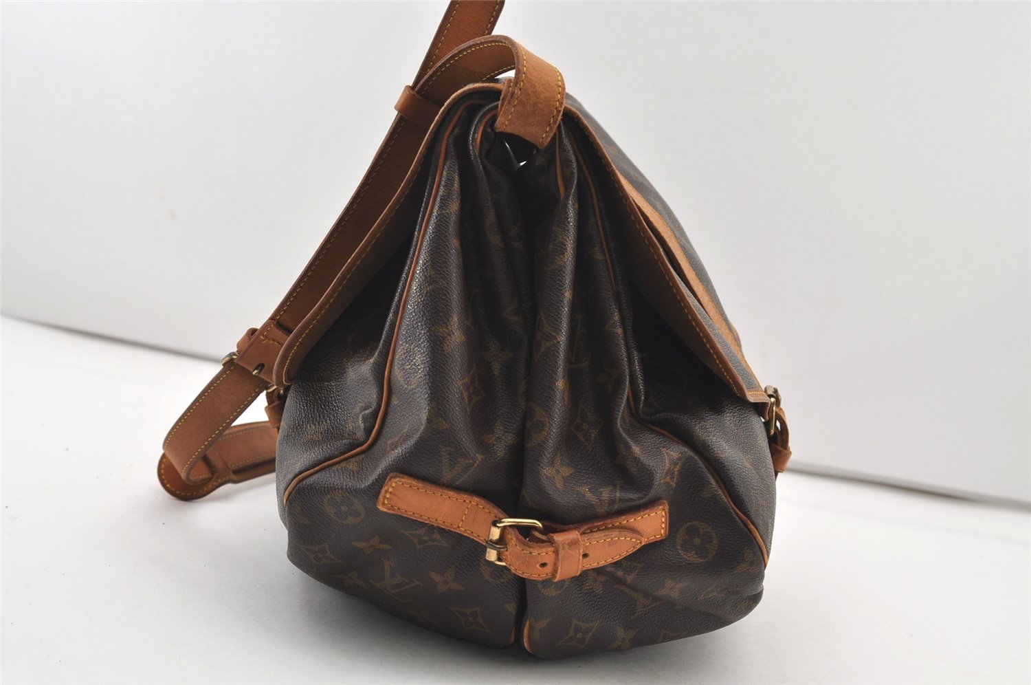 Authentic Louis Vuitton Monogram Saumur 35 Shoulder Cross Bag M42254 LV 2623J