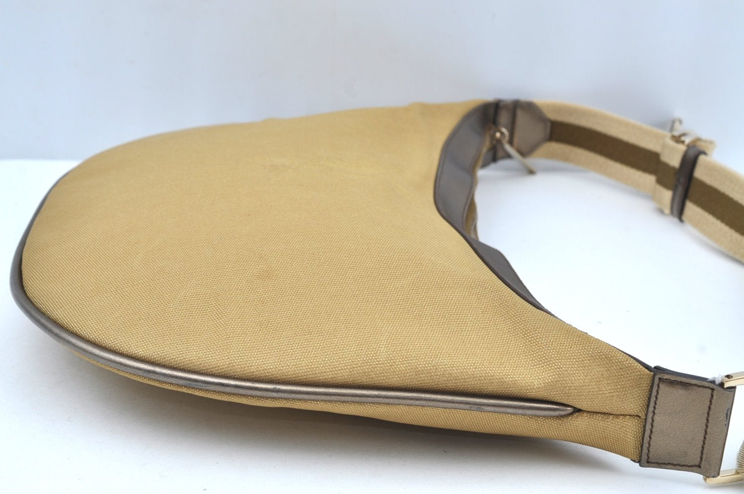 Authentic GUCCI Vintage Sherry Line Shoulder Hand Bag Canvas Leather Gold 2626H