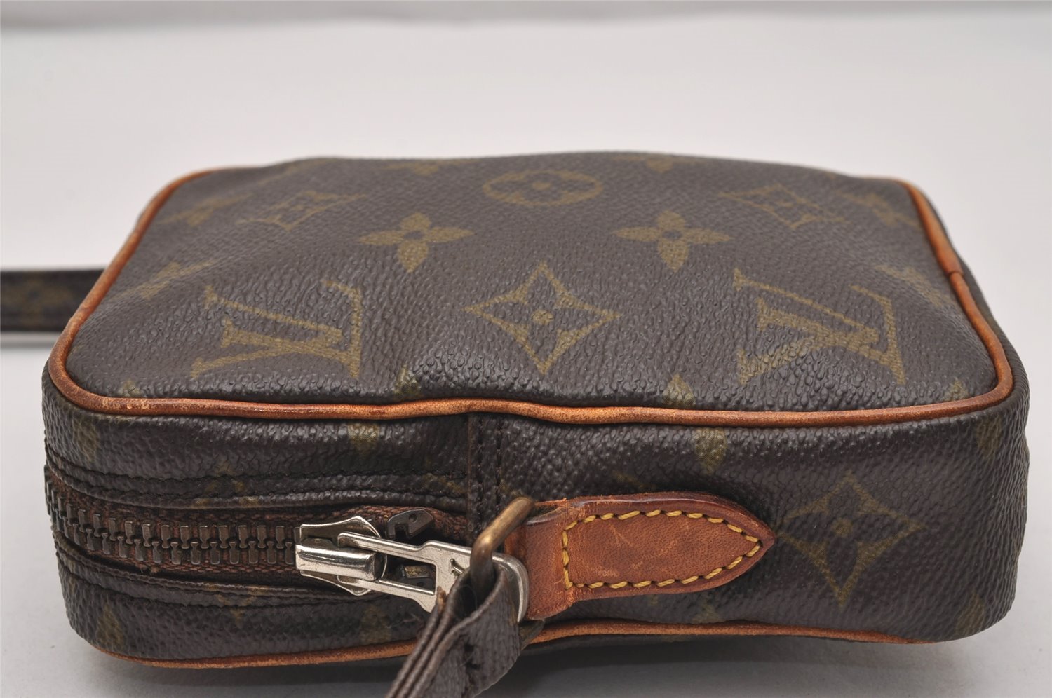 Auth Louis Vuitton Monogram Mini Poche Danube Shoulder Cross Bag M45268 LV 2629J
