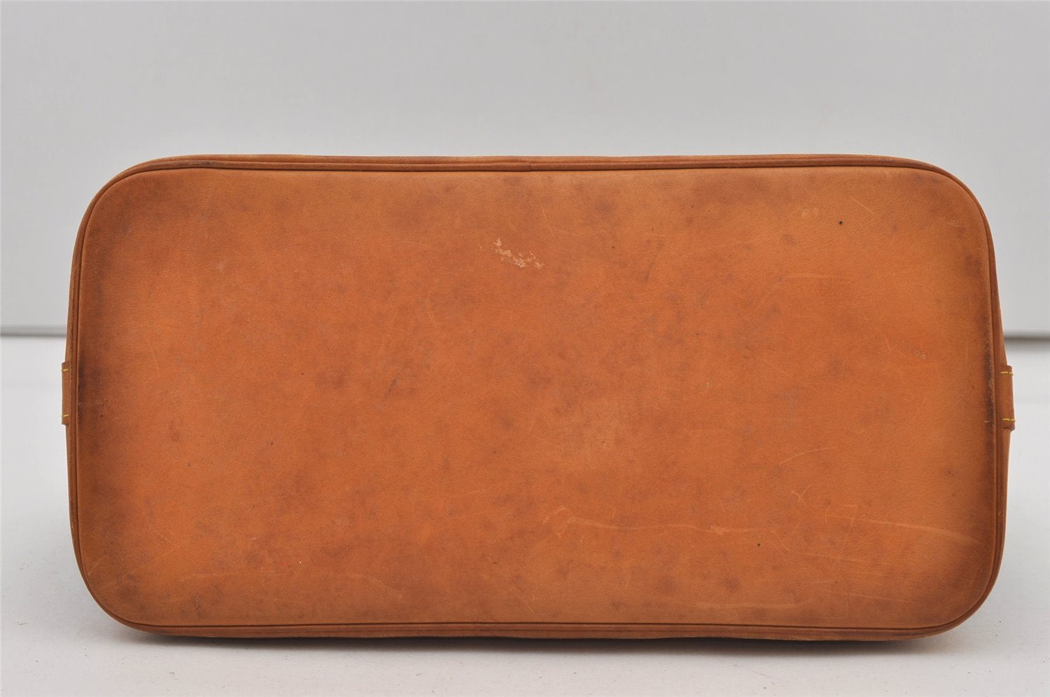 Authentic Louis Vuitton Monogram Alma Hand Bag Purse M51130 LV 2631J