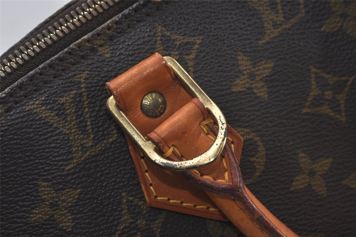 Authentic Louis Vuitton Monogram Alma Hand Bag Purse M51130 LV 2631J