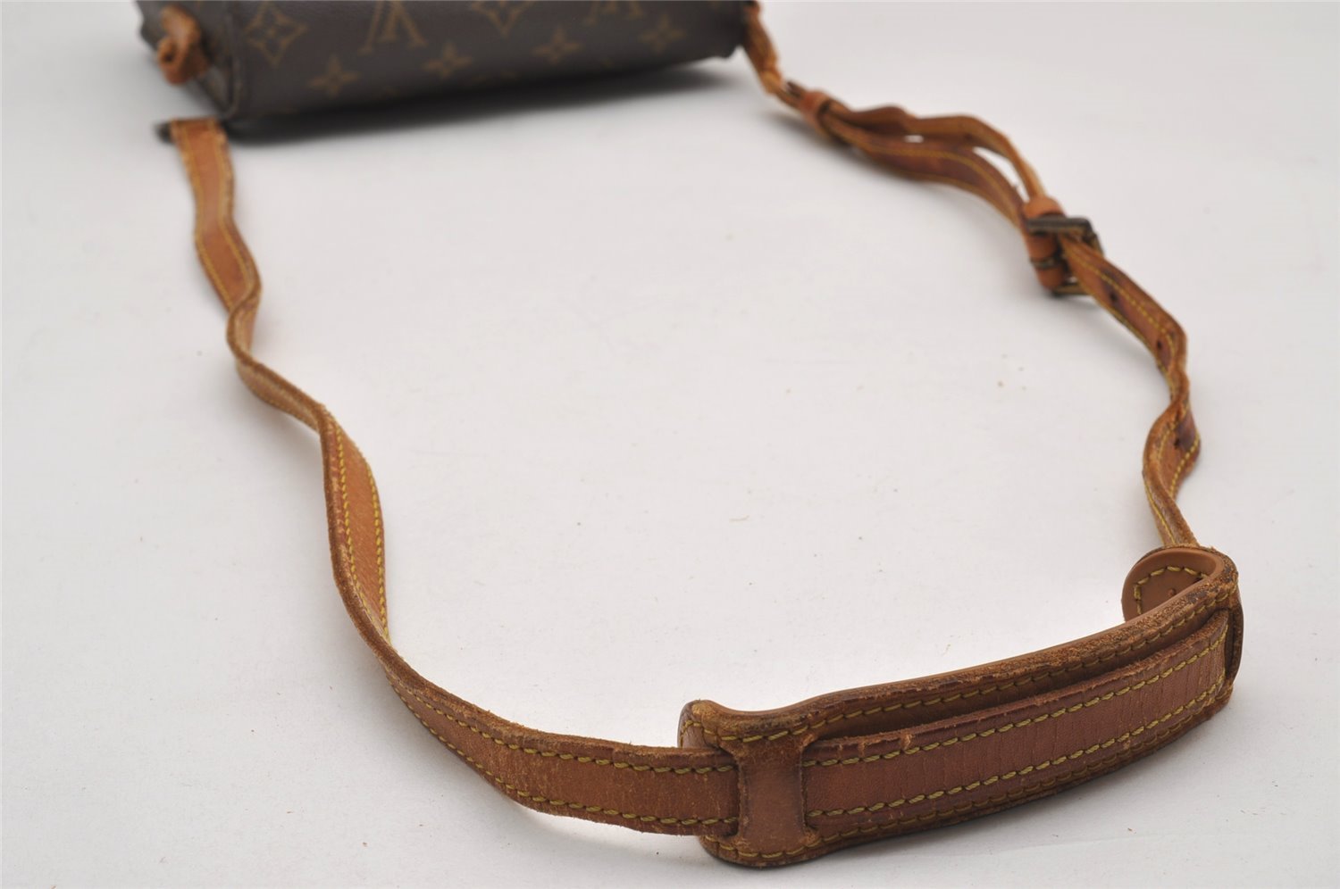 Authentic Louis Vuitton Monogram Saint Cloud MM M51243 Shoulder Bag Junk 2632J