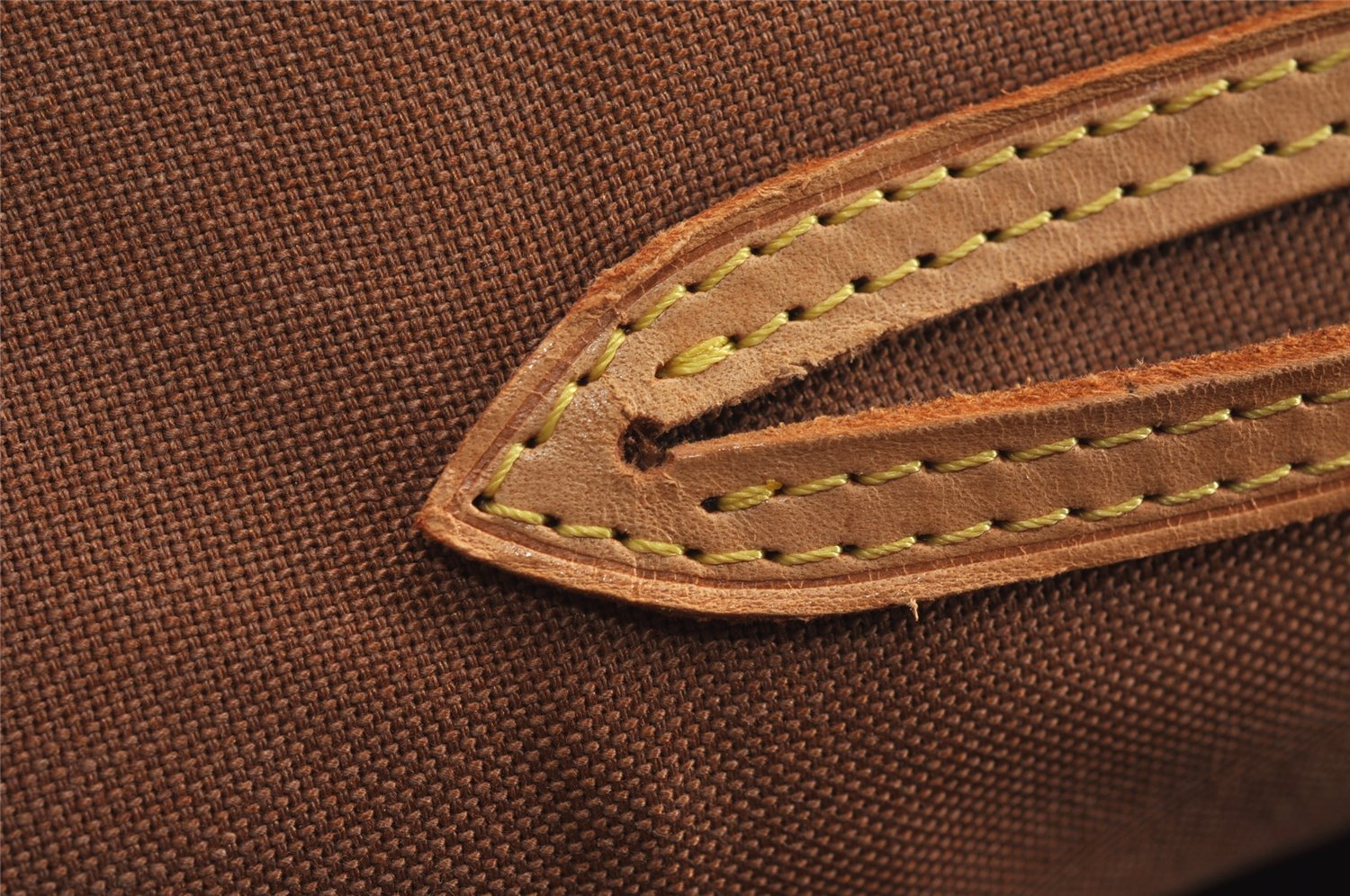 Authentic Louis Vuitton Monogram Alma Hand Bag Purse M51130 LV 2634J