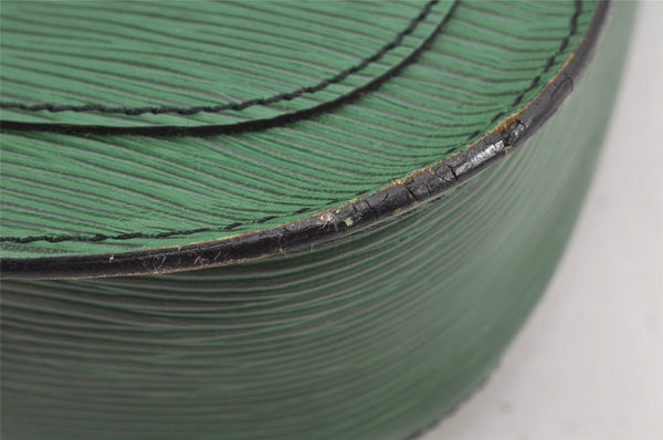 Auth Louis Vuitton Epi Saint Cloud GM Shoulder Cross Bag Green M52194 LV 2636K