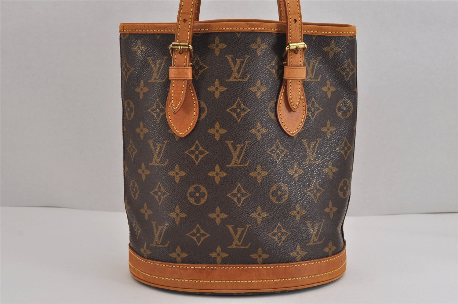 Authentic Louis Vuitton Monogram Bucket PM Shoulder Tote Bag M42238 LV 2637J