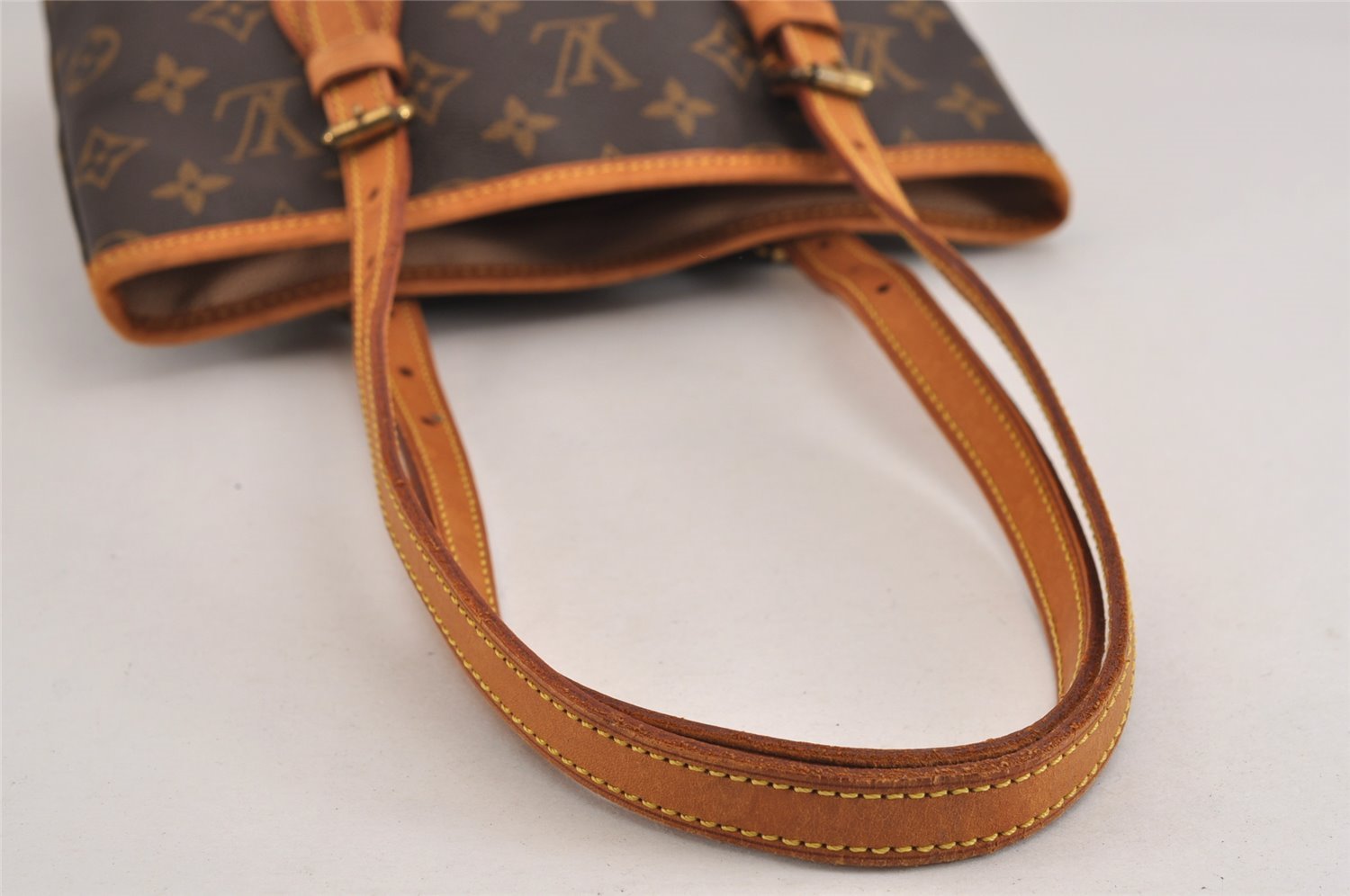 Authentic Louis Vuitton Monogram Bucket PM Shoulder Tote Bag M42238 LV 2637J