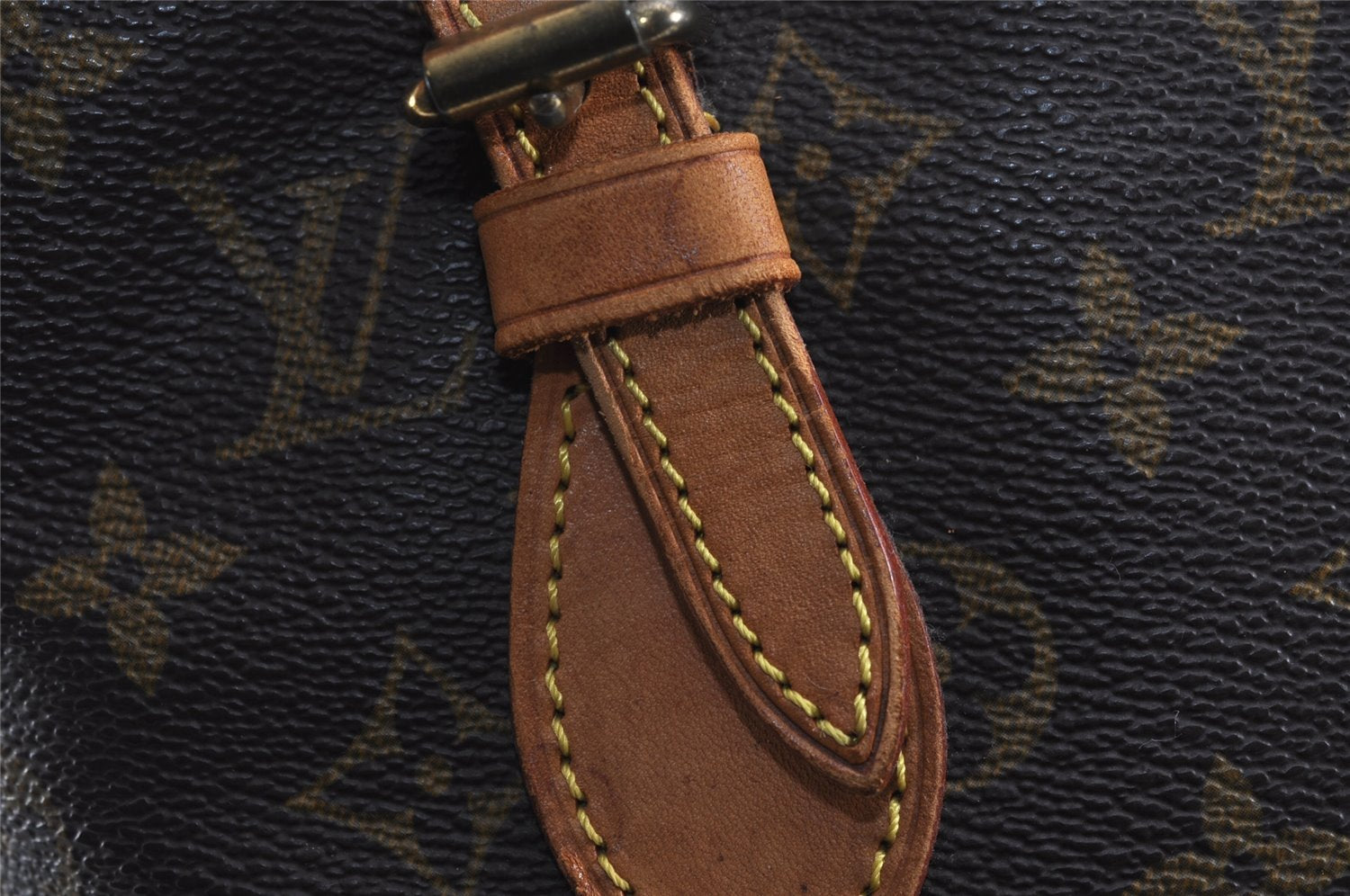 Authentic Louis Vuitton Monogram Bucket PM Shoulder Tote Bag M42238 LV 2637J