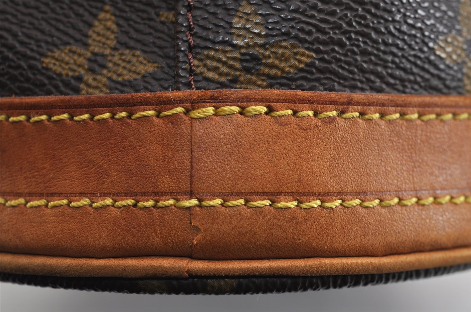 Authentic Louis Vuitton Monogram Bucket PM Shoulder Tote Bag M42238 LV 2637J