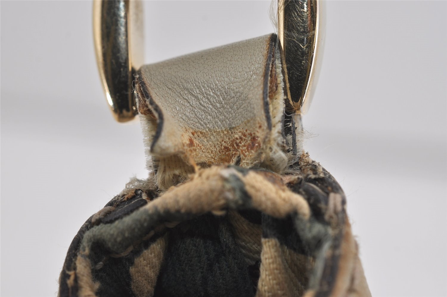 Authentic GUCCI Guccissima Abbey Shoulder Bag GG Leather 189833 White 2639I