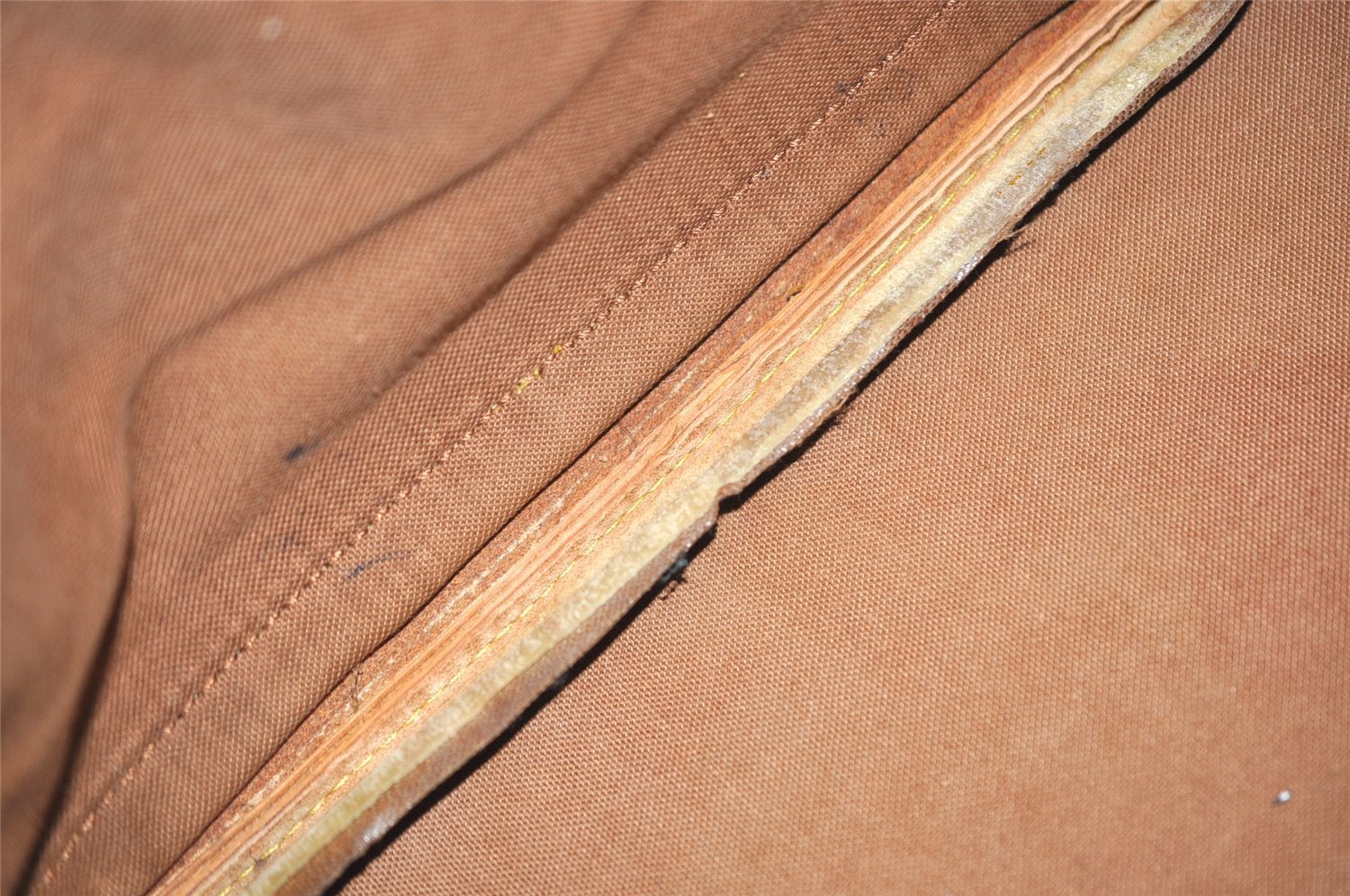 Authentic Louis Vuitton Monogram Alma Hand Bag Purse M51130 LV 2639J