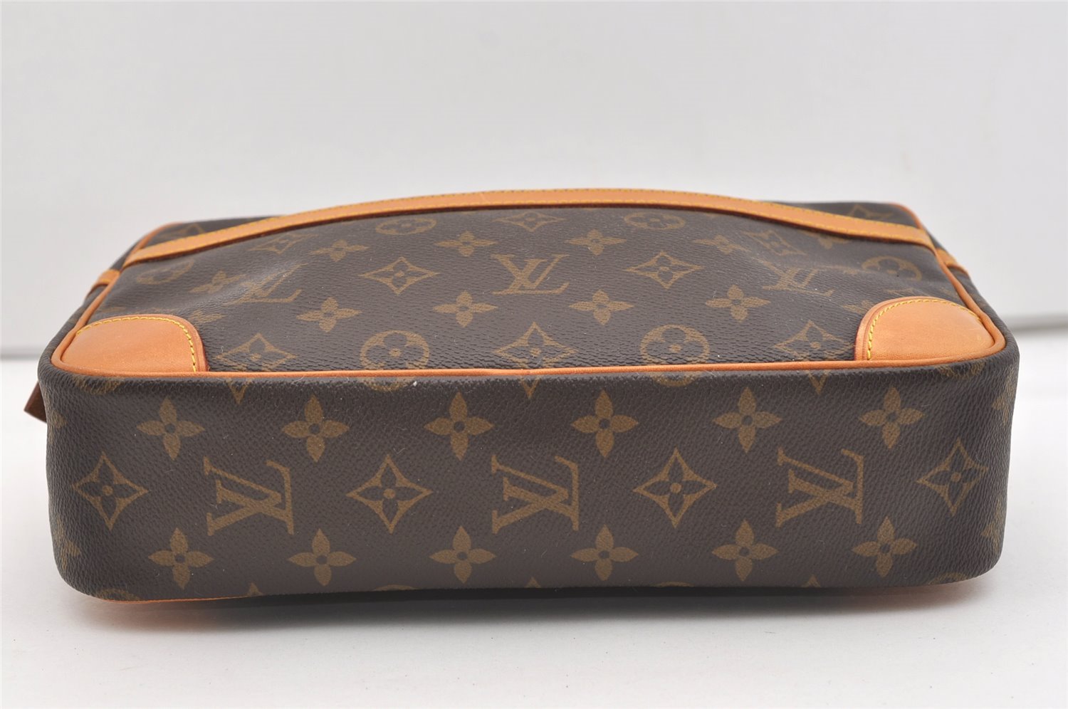 Authentic Louis Vuitton Monogram Compiegne 28 Clutch Hand Bag M51845 LV 2642J